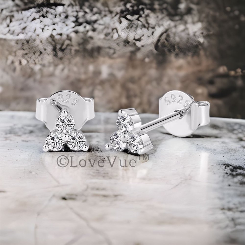 0.20ct. t.w. Diamond Tri-stone Brilliant Cut Stud Earrings - Picture 3 of 16